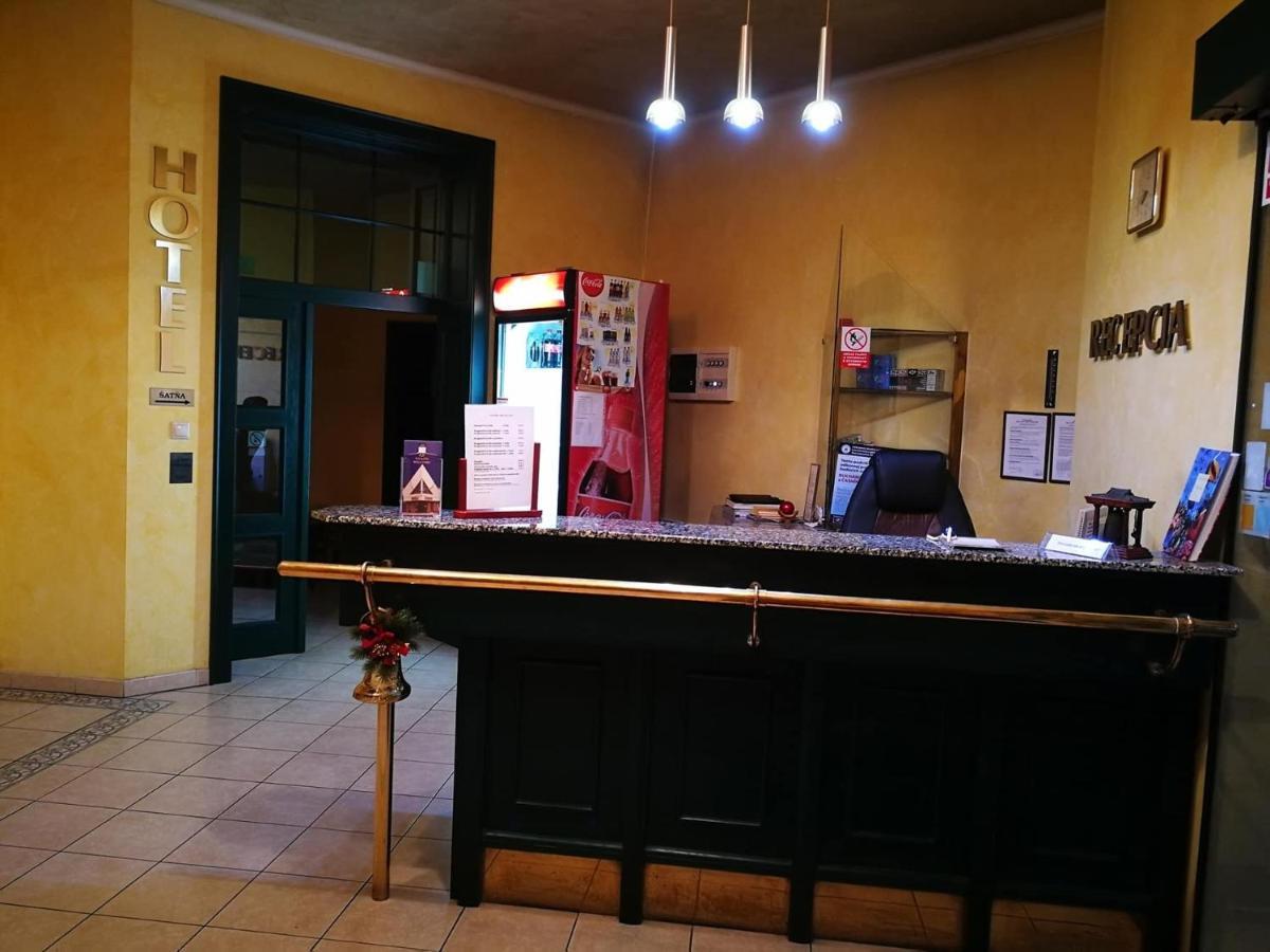 Hotel Mladost Lipany Eksteriør billede