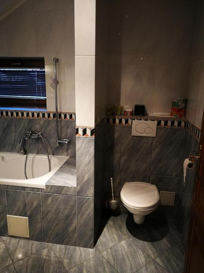 Hotel Mladost Lipany Eksteriør billede